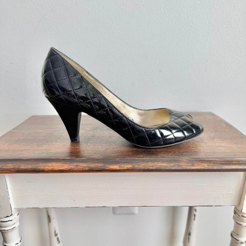Black patent faux leather quilted peep toe size 8.5 kitten‎ heel vegan